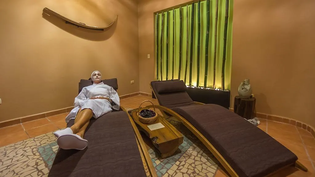 Bric Hotel & Spa Playa del Carmen